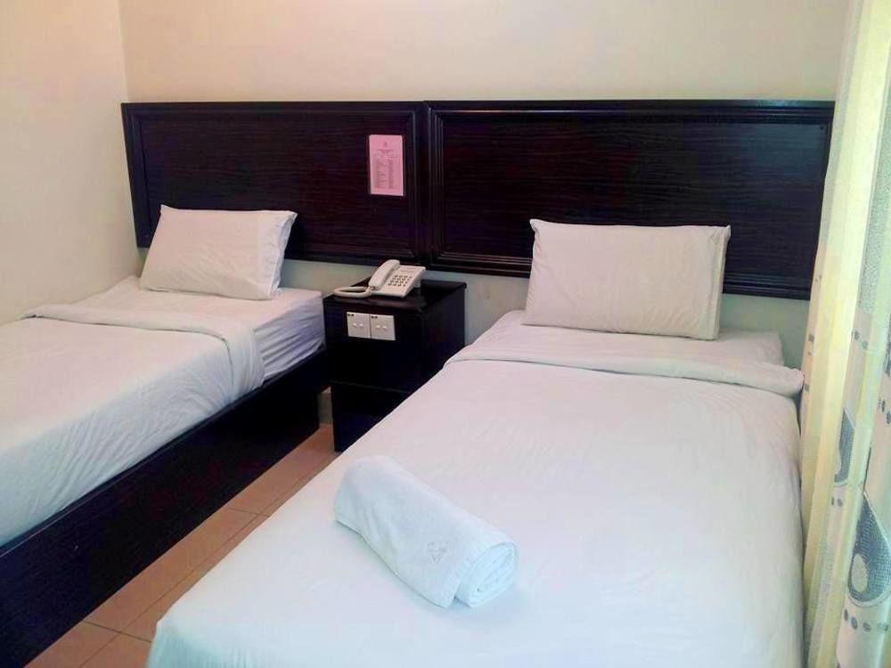 Hotel Bintang Indah Kota Bharu Buitenkant foto